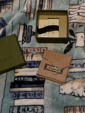 Silver Gucci Interlocking G’s Logo Bracelet